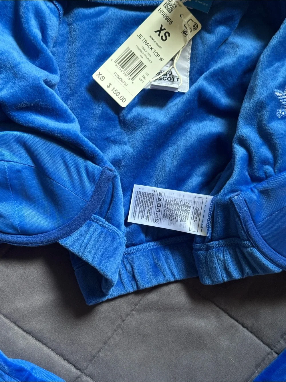 NEW Adidas X Jeremy Scott Edition
Velour Track Top, XS - Picture 8 of 8